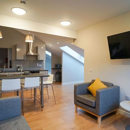 1 Bedroom Apartments, Studios And Ensuite Bedrooms With Shared Kitchen At Centro House In Stirling Exterior photo