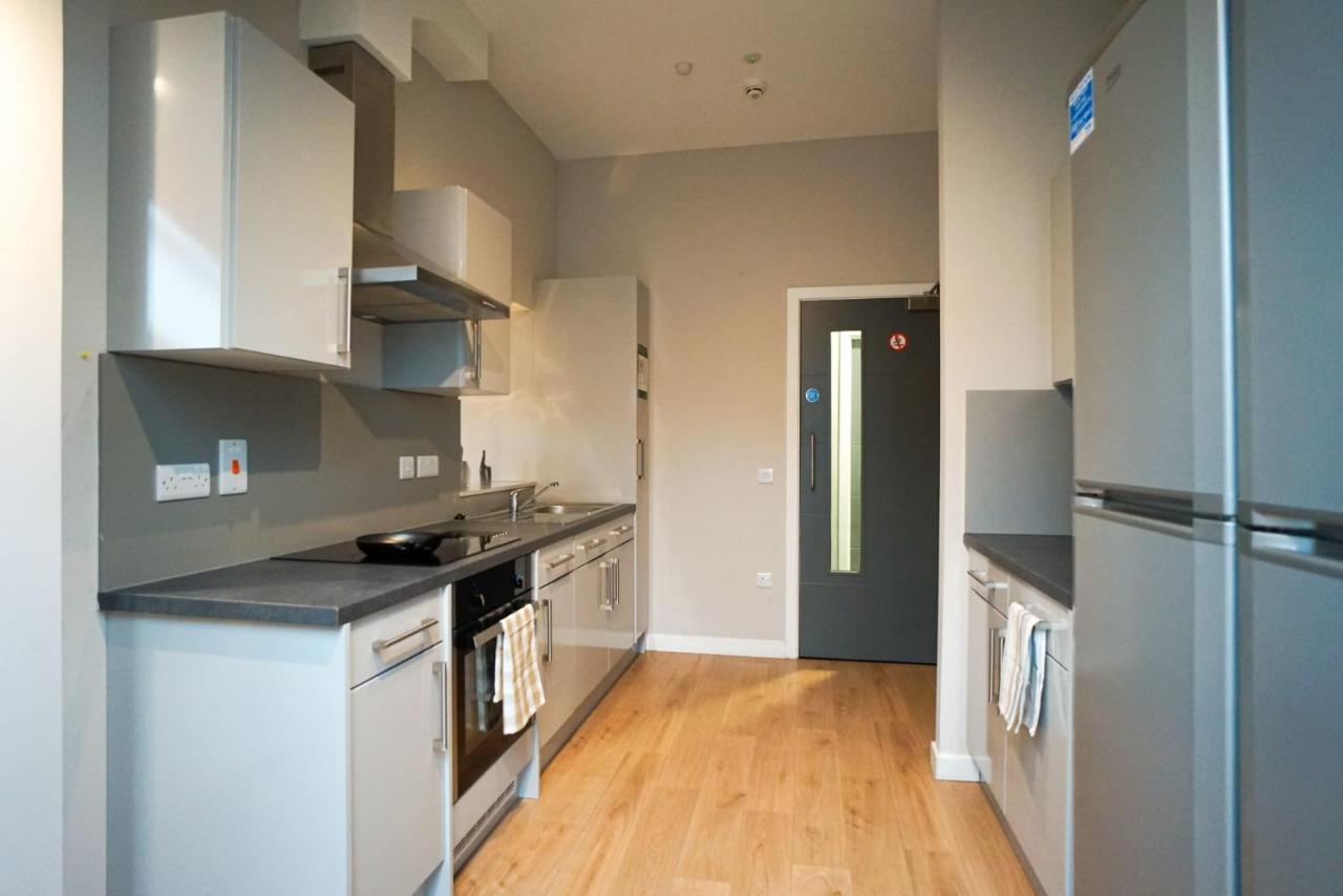 1 Bedroom Apartments, Studios And Ensuite Bedrooms With Shared Kitchen At Centro House In Stirling Exterior photo