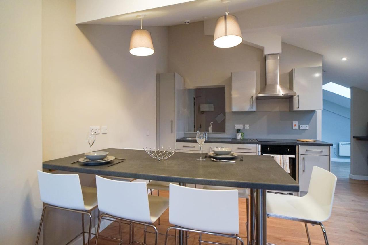 1 Bedroom Apartments, Studios And Ensuite Bedrooms With Shared Kitchen At Centro House In Stirling Exterior photo