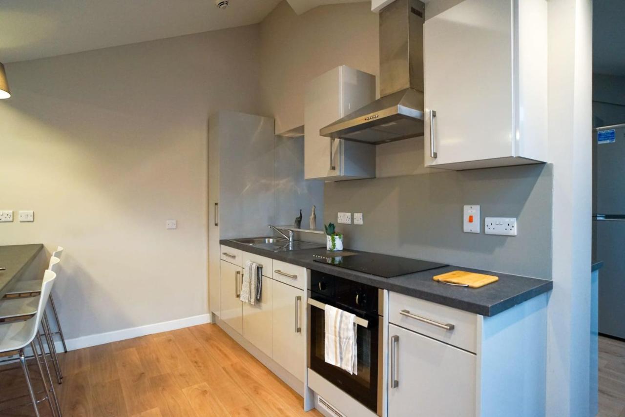 1 Bedroom Apartments, Studios And Ensuite Bedrooms With Shared Kitchen At Centro House In Stirling Exterior photo
